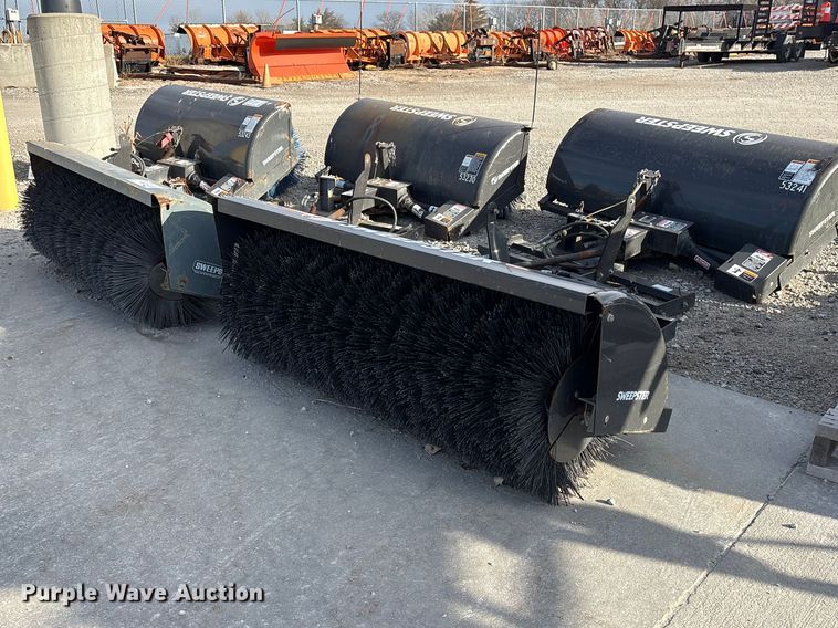 (2) Sweepster brooms - EA4538