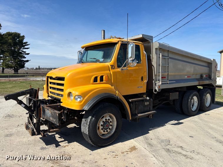 2002 Sterling L-LIne dump truck - EM5018