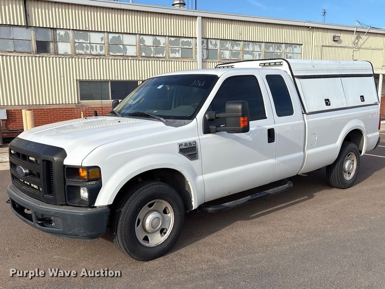 2008 Ford F250 Super Duty Ext. Cab pickup truck - ET1416