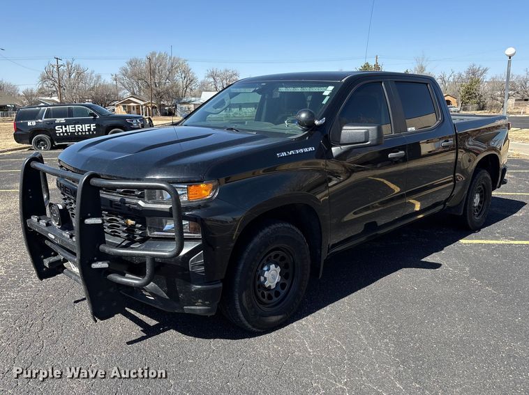 2021 Chevrolet Silverado 1500 Crew Cab pickup truck - EU4996