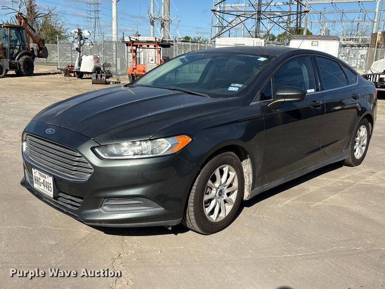2015 Ford Fusion  - EU7454