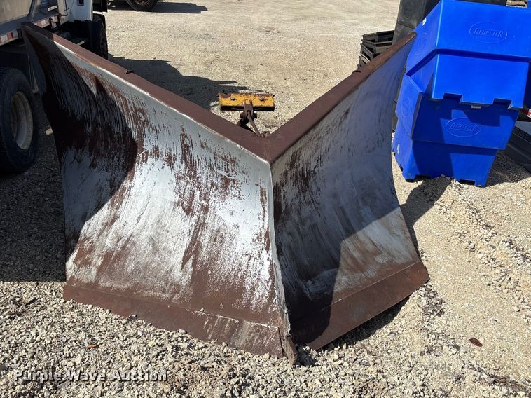 Balderson  BV11-5132 snow plow - EV2002