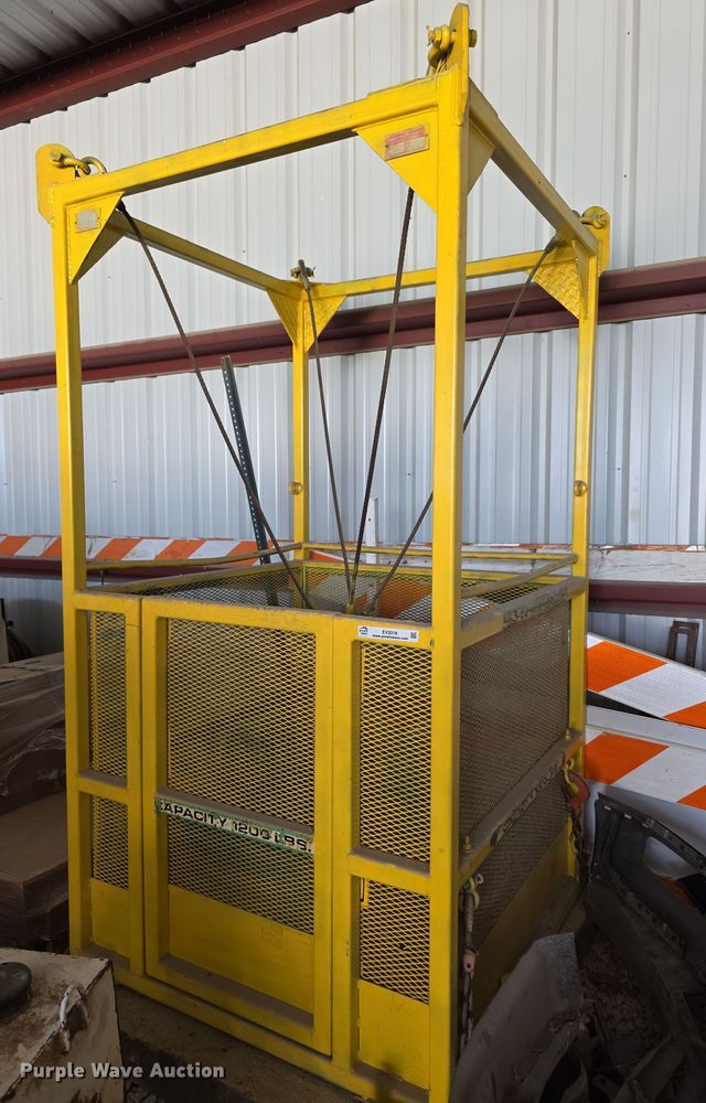 1999 Chicago Crane 48X48X1200 man basket - EV2018