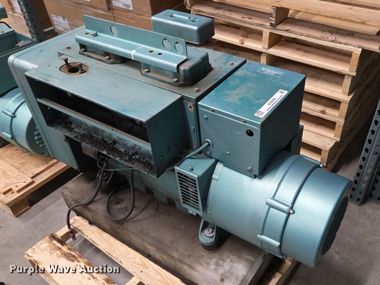 Onan 12JC generator - EV5648