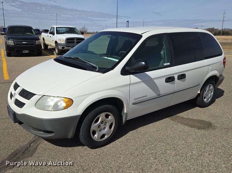 2001 Dodge Grand Caravan van - EV5670