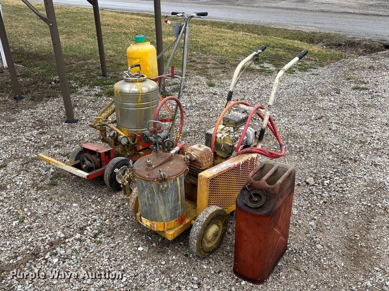 (2) paint sprayers - FB3207