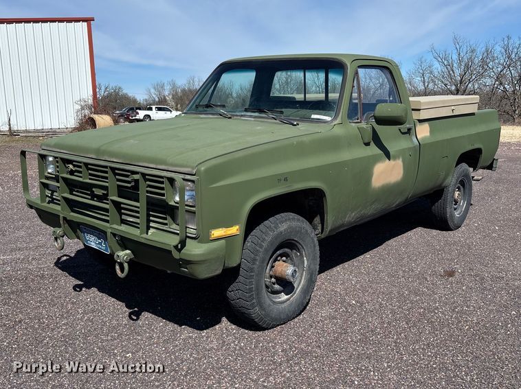 1986 Chevrolet K20 pickup truck - FB3224