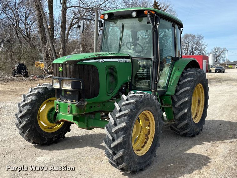 John Deere 6415 MFWD tractor - FB3619