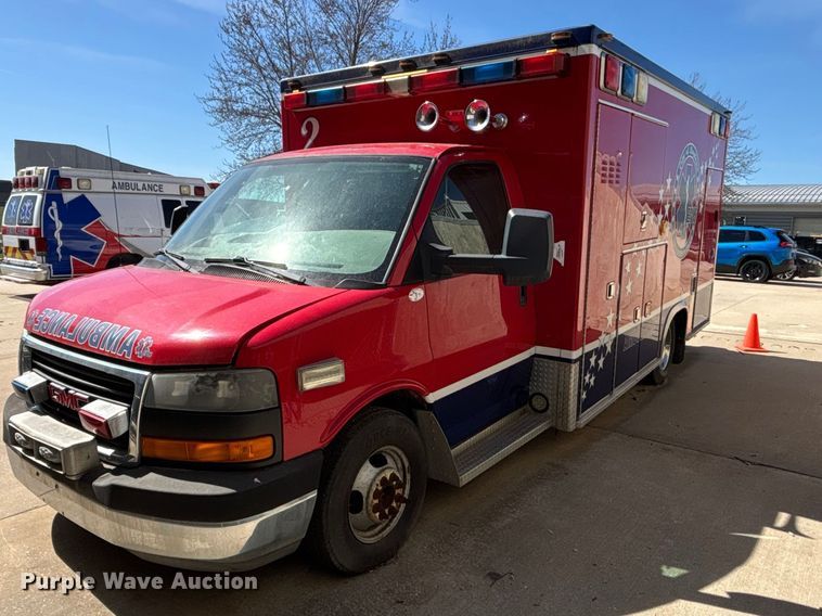 2009 GMC   ambulance - FB3639