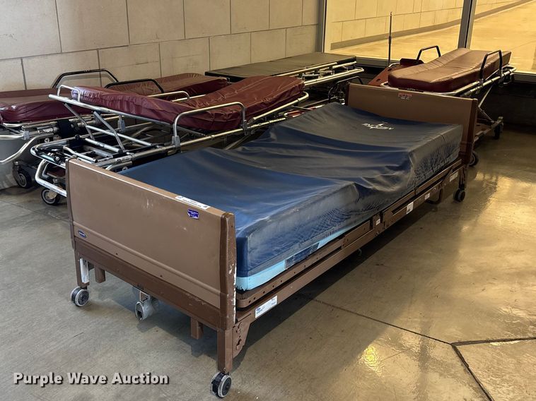 (6) hospital beds - FB3641