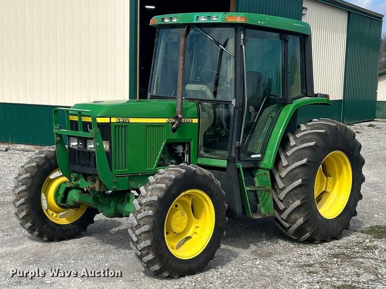 2001 John Deere 6410 MFWD tractor - FC5172