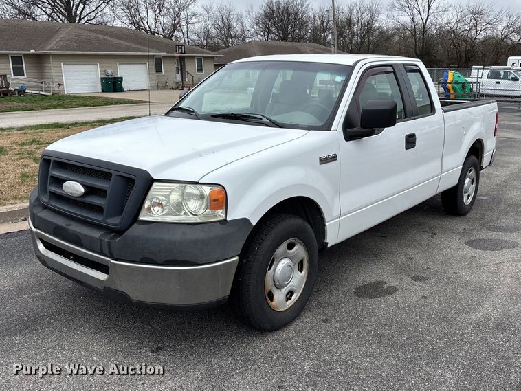 2008 Ford F150 XL Ext. Cab pickup truck - FG0150