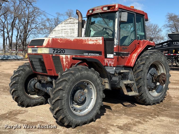1996 Case IH 7220 MFWD tractor - FG2732