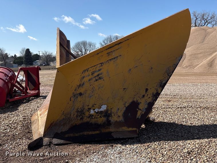 V-plow - FG2736