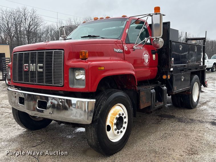 1995 GMC TopKick C7 flatbed truck - FK1252