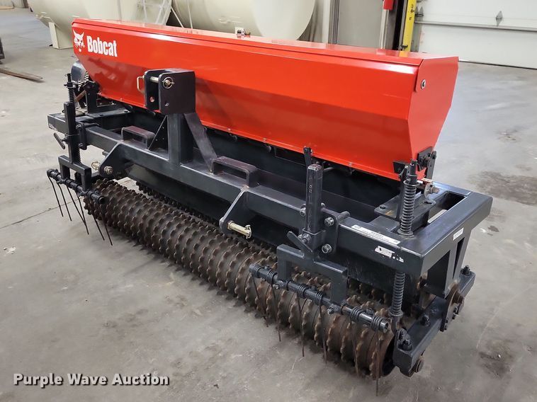 Bobcat Seeder 72SDR skid steer seeder - NK9893