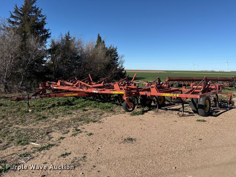 Sunflower 3060 field cultivator - DZ5180