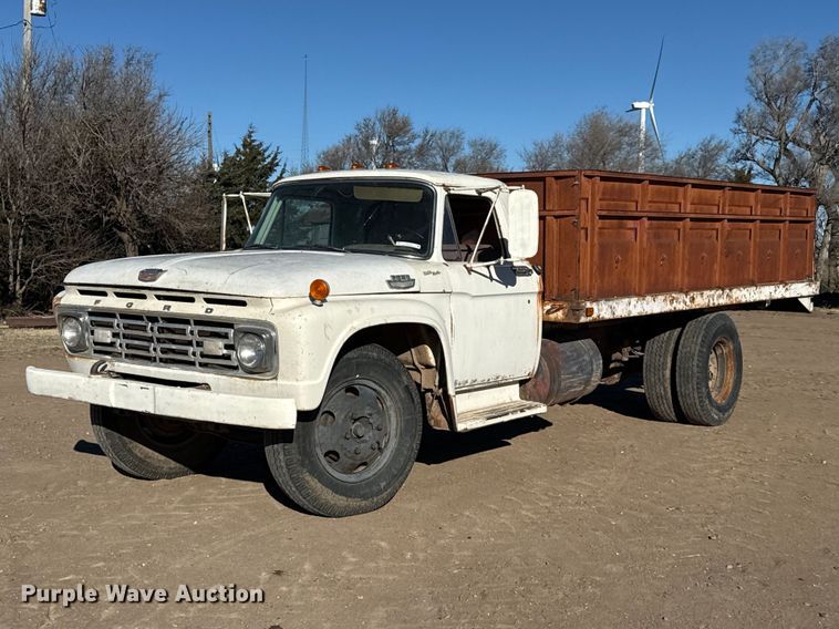 1964 Ford grain truck - DZ5186