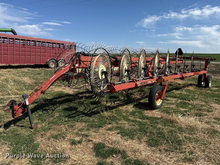 H&S 14/16 WHL hay rake - DZ5206