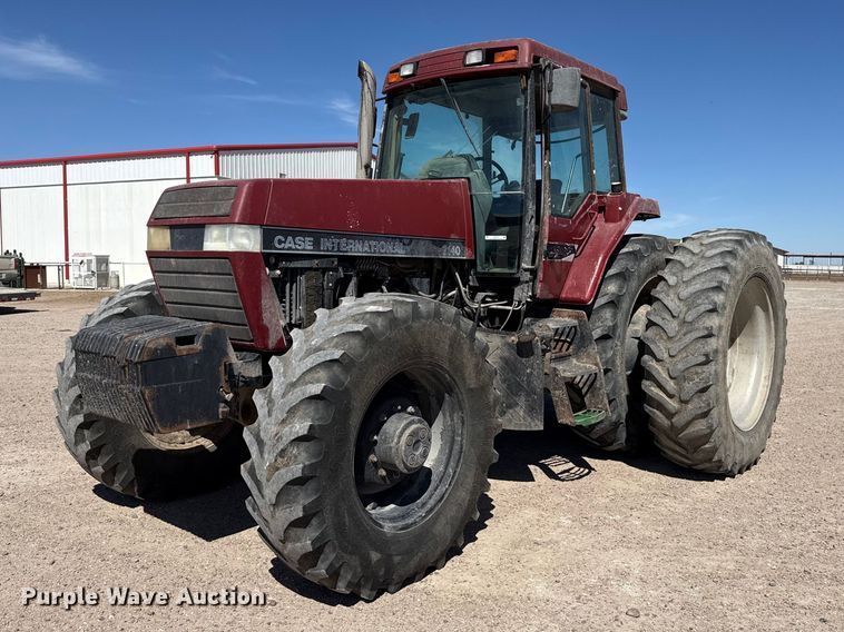 1992 Case International 7140 MFWD tractor - DZ5312