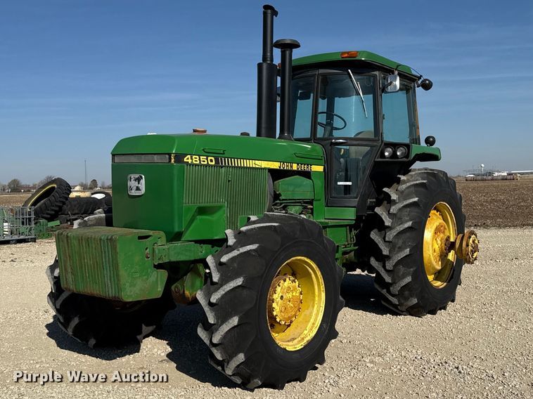 1983 John Deere 4850 MFWD tractor - DZ5322