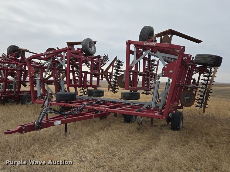 2020 Premier Tillage Minimizer MMZ9-54 sweep plow - EB1344