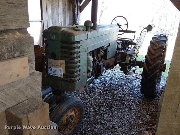 John Deere MT tractor - EE7975