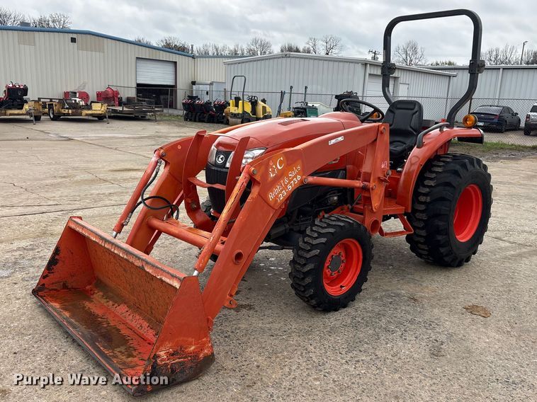 Kubota L3901D MFWD tractor - ES8644