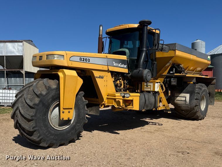 2009 TerraGator 8203 spreader - ET1667