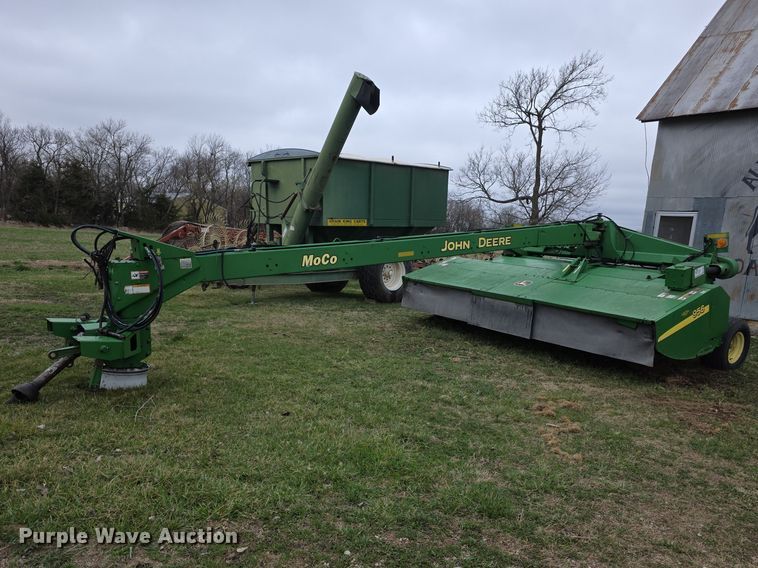 John Deere MoCo 956 swather / windrower - FI0905