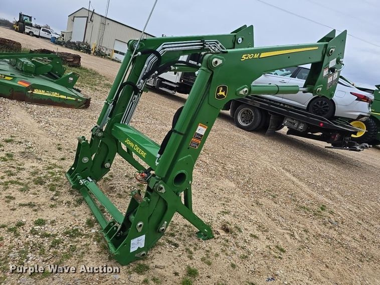 2025 John Deere 520M loader - YA2988