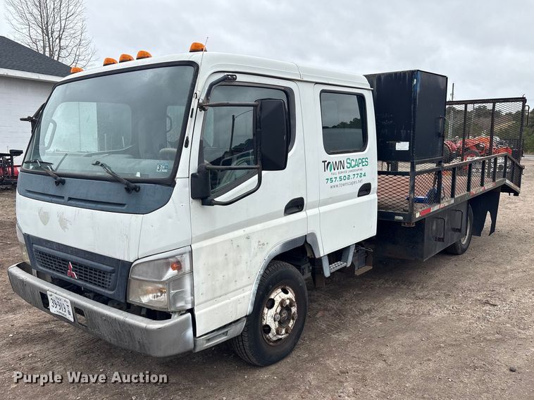 2007 Mitsubishi Fuso FE Crew Cab flatbed truck - DT2870