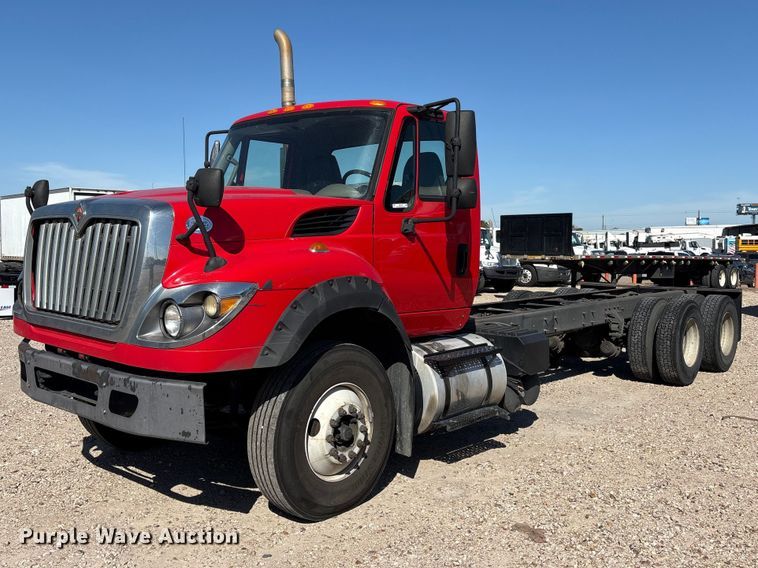 2015 International 7600 truck cab and chassis - EU7446