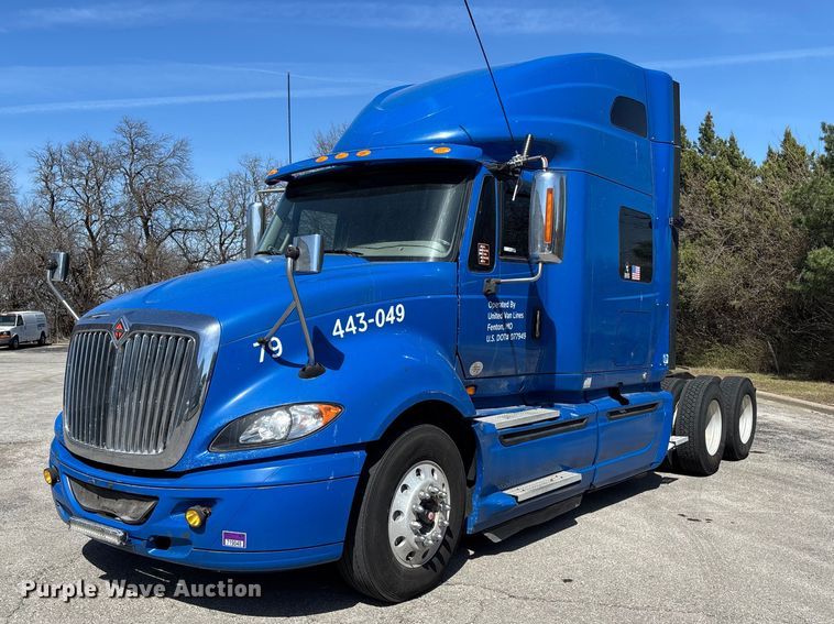 2015 International Prostar+ 122 semi truck - FB3586