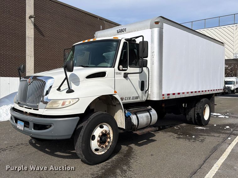 2016 International 4300 box truck - FB7970