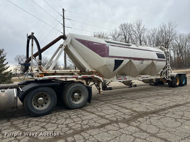 1989 Fruehauf HAB-T2-J 1000 pneumatic dry bulk trailer - FK1764