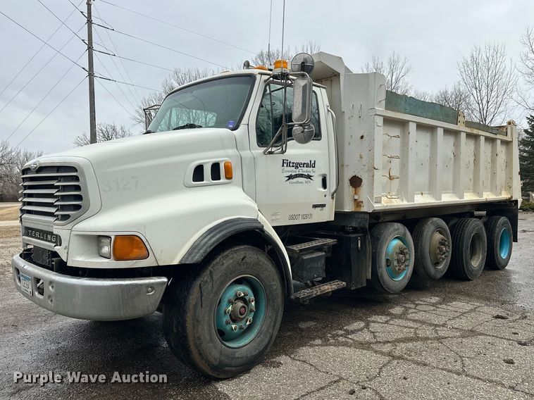 2001 Sterling L9500 dump truck - FK1771
