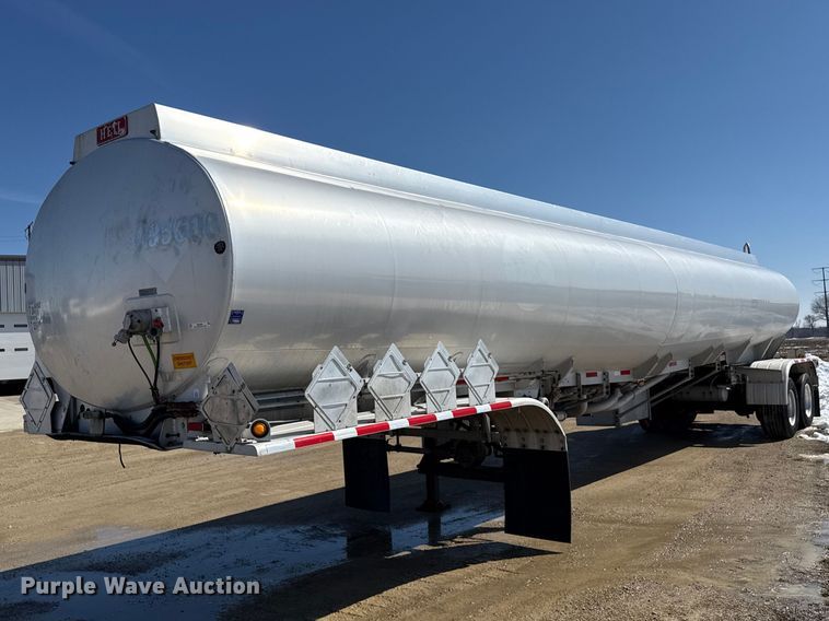 2009 Heil tank trailer - ND9463