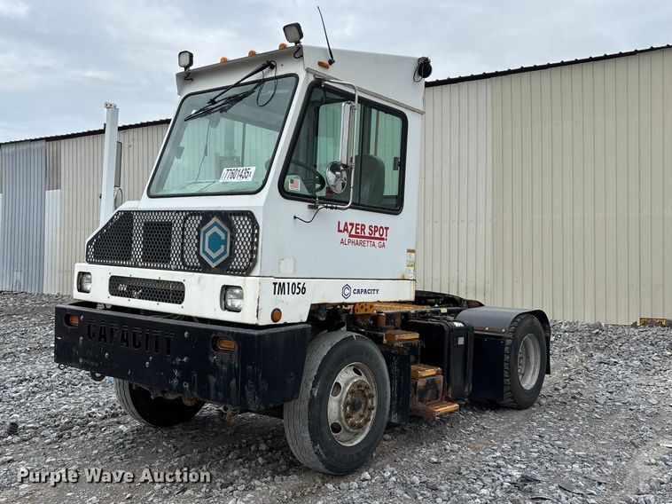2016 Capacity yard truck - YA2524