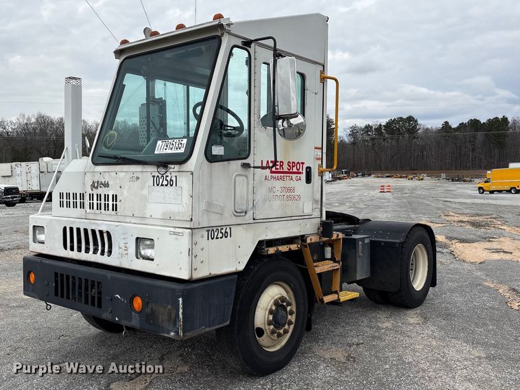 2002 Kalmar Ottawa 30 yard truck - YA2529