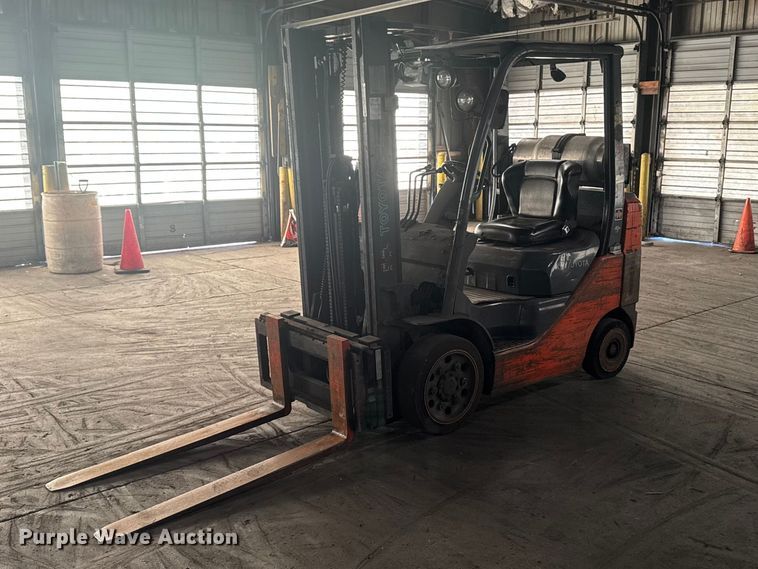 Toyota 8FGCU25 forklift - EQ5008