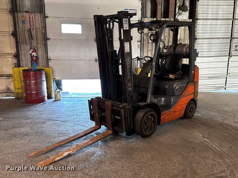 Toyota 8FGCU25 forklift - FB5539