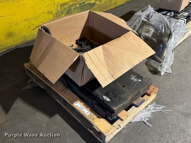 2017 Avery Weigh-Tronix FLSC-05 forklift scale - FB5586