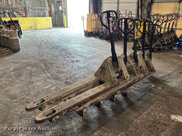 (5) Crown pallet jacks - FB5608