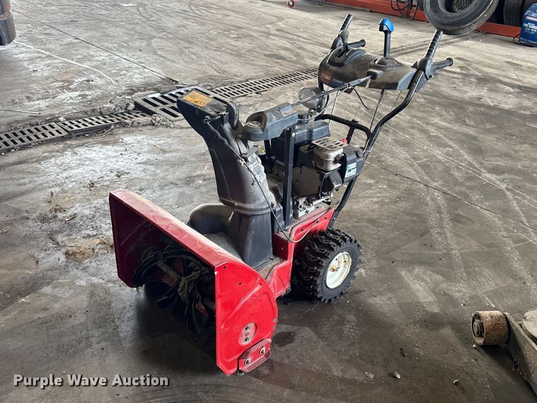 Toro Powermax 826 OTE snow blower - FB5640