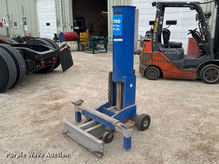 OTC 1590 lift - FB5664