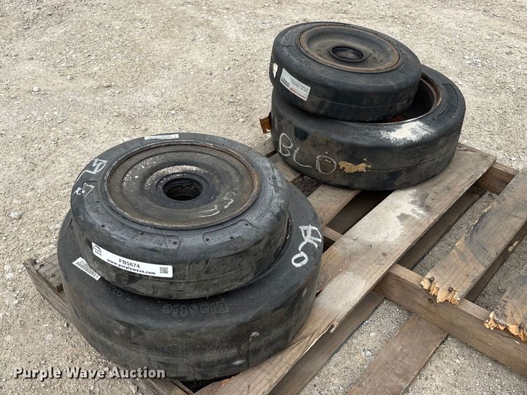 (4) General forklift tires - FB5674