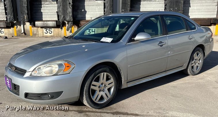 2011 Chevrolet Impala  - FG1068
