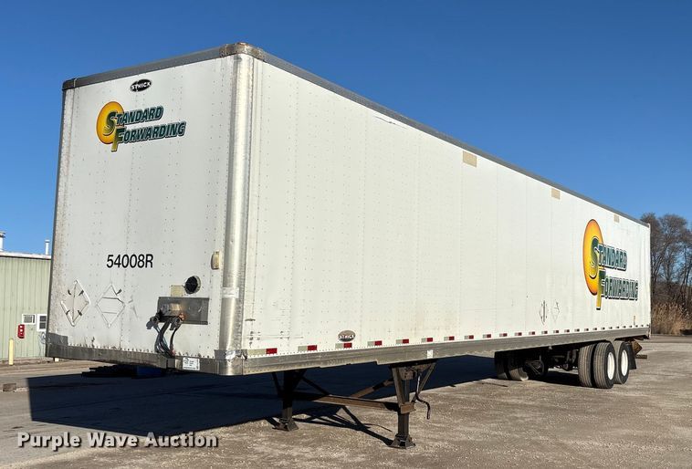 2013 Strick dry van trailer - FG1070