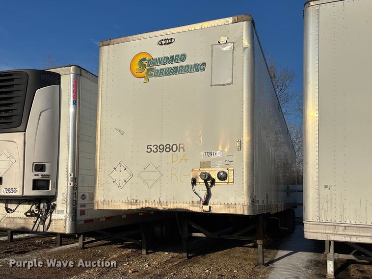 2013 Strick dry van trailer - YA2338